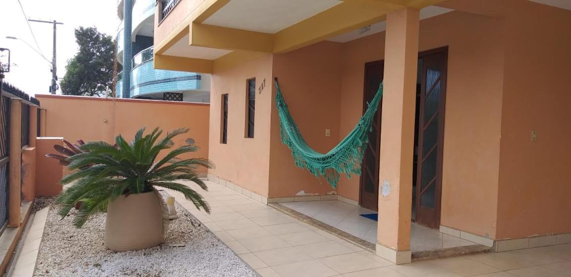 Casa 02 Dorm Na Rua Salmao Villa Bombinhas Bagian luar foto