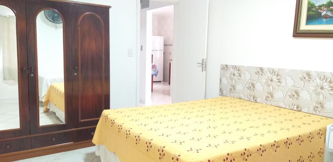 Casa 02 Dorm Na Rua Salmao Villa Bombinhas Bagian luar foto
